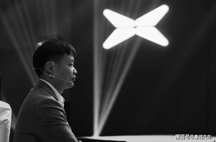 黄桶站改第一阶段接触网工程基本完成